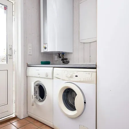 Two-bedroom In Kalundborg 2 *